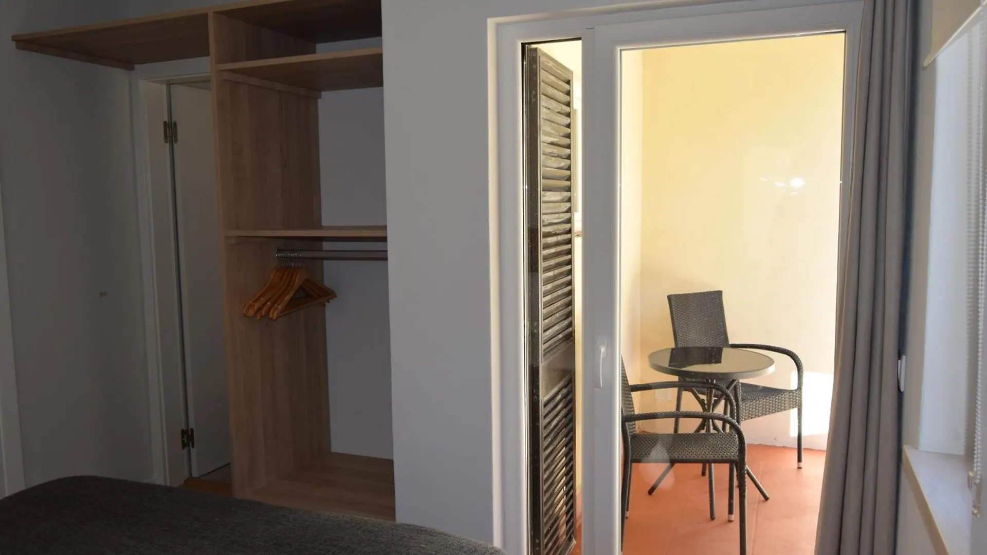 Guest house Family House Hotel Lagos